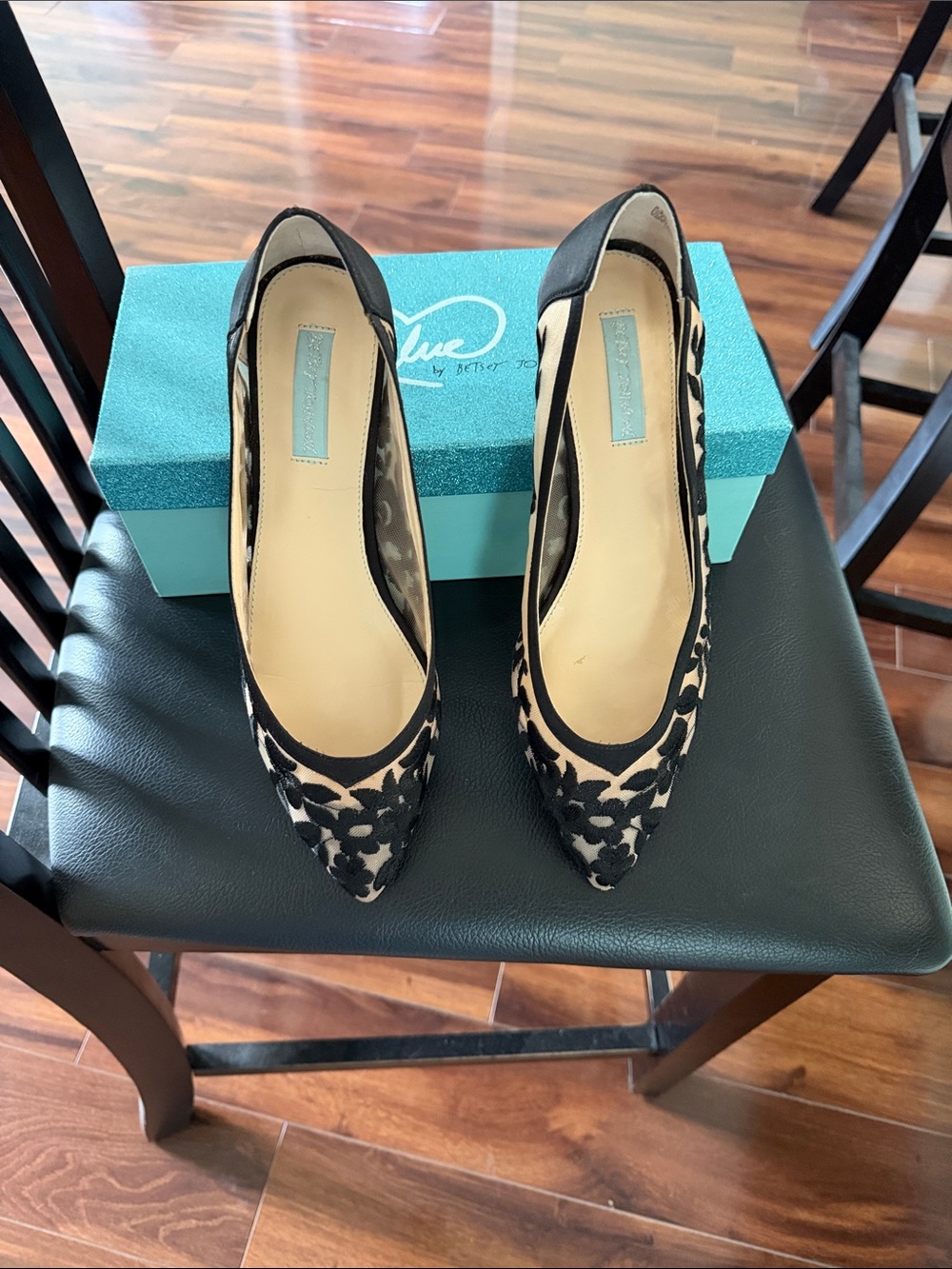 Betsey Johnson Black & Beige Floral Mesh Pointed-Toe Flats